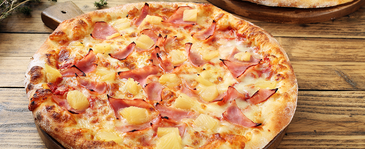 Image of a hawaiian pizza